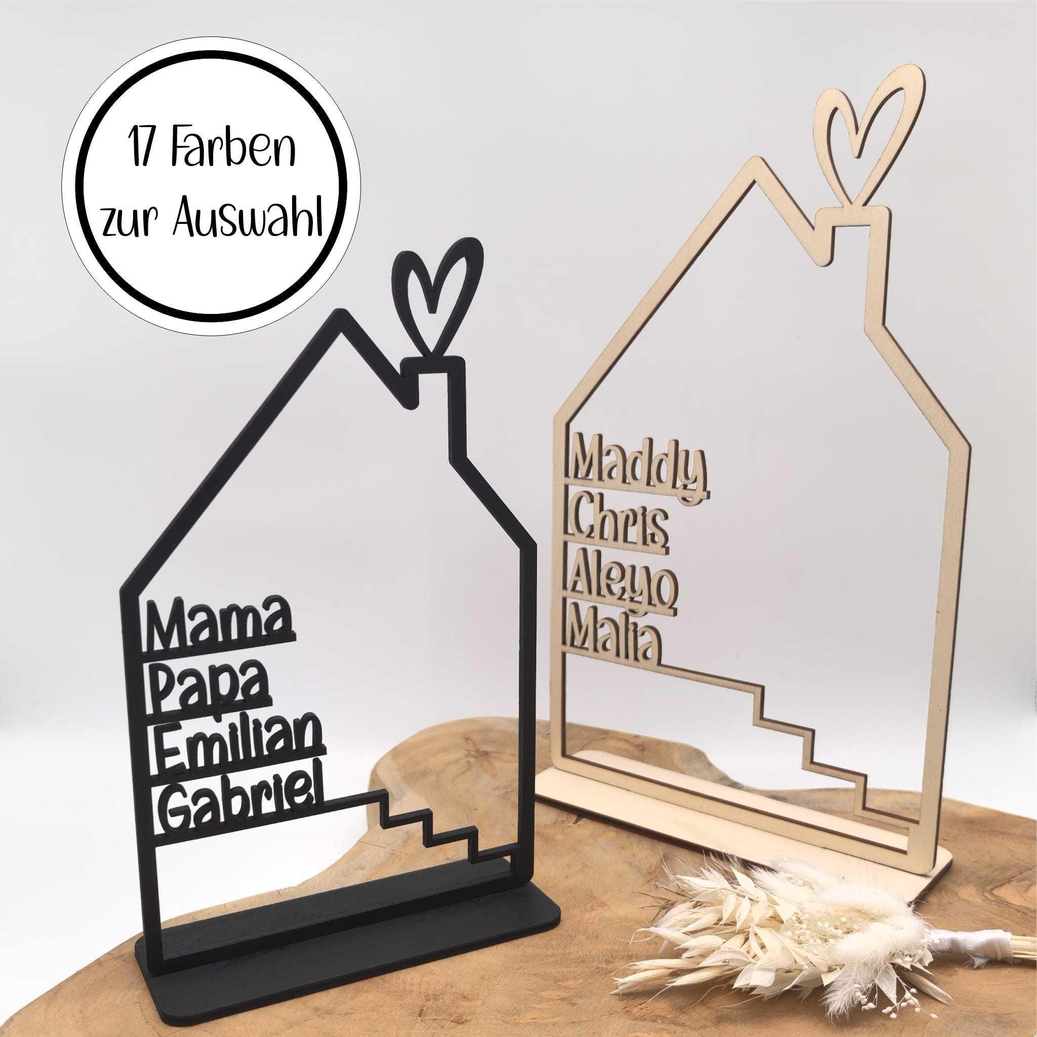 Haus mit Namen, Holzhaus personalisiert, 4mm Holz personalisierte Deko Wand Einzugsgeschenk, Türschild Familie, Geburtstagsgeschenk Hochzeit