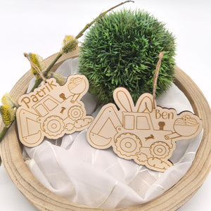 Ostereier zum aufhängen, Osteranhänger mit Bagger Karotte und Osterei Ostergeschenk personalisiert, Geschenkanhänger Ostern, Osterhase