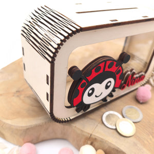 Marienkäfer Spardose personalisiert mit Namen in Wunschfarben, Sparbüchse, Sparschwein, Geldgeschenk, Geschenk Geburt, Taufe, Geburtstag