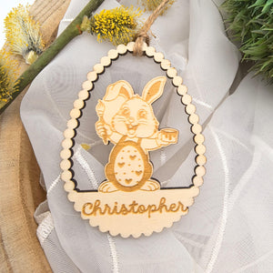 Ostereier zum aufhängen, Osteranhänger, Ostergeschenk personalisiert, Geschenkanhänger Ostern, Osterdeko Holz, Osterhase, Hase mit Blumen