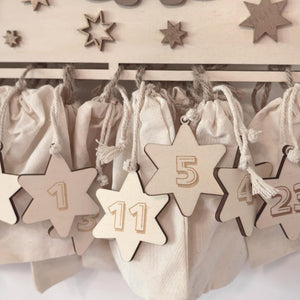 Adventskalender Katze aus Holz, personalisiert mit Wunschtext und in Wunschfarbe, Geschenkidee, Babys Weihnachten, Advent, Haustier, Hund