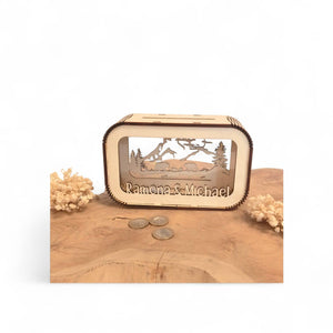 Spardose Reisekasse personalisiert mit Name, Geldgeschenk, Sparschwein Geburtstagsgeschenk Freundin Ehefrau Einzugsgeschenk, Berge, Camping