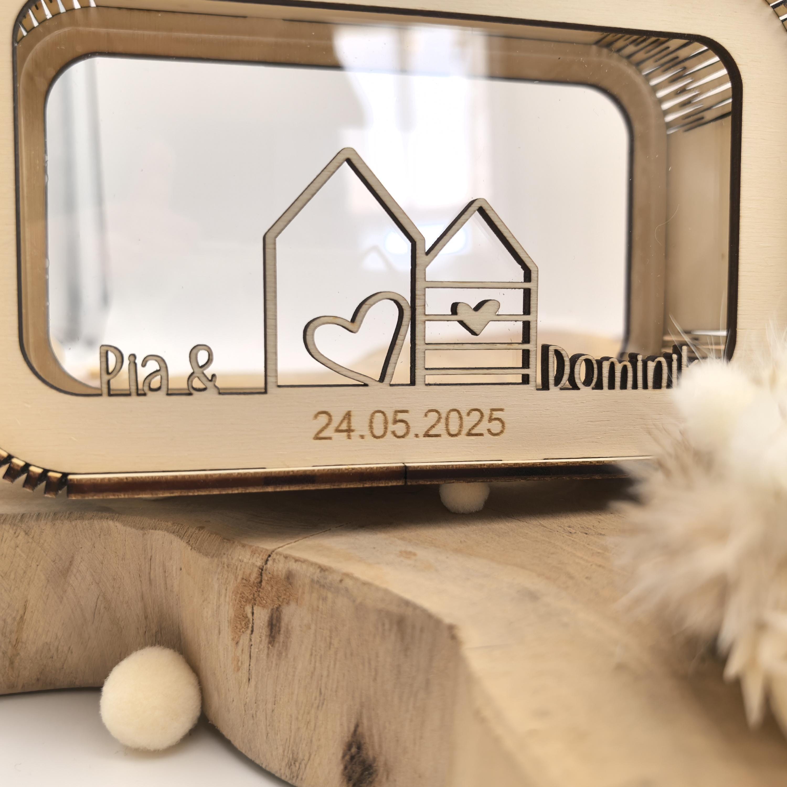 Spardose Hochzeitsgeschenk personalisiert mit Name und Datum, Geldgeschenk, Sparschwein Geburtstagsgeschenk Freundin Ehefrau Einzugsgeschenk