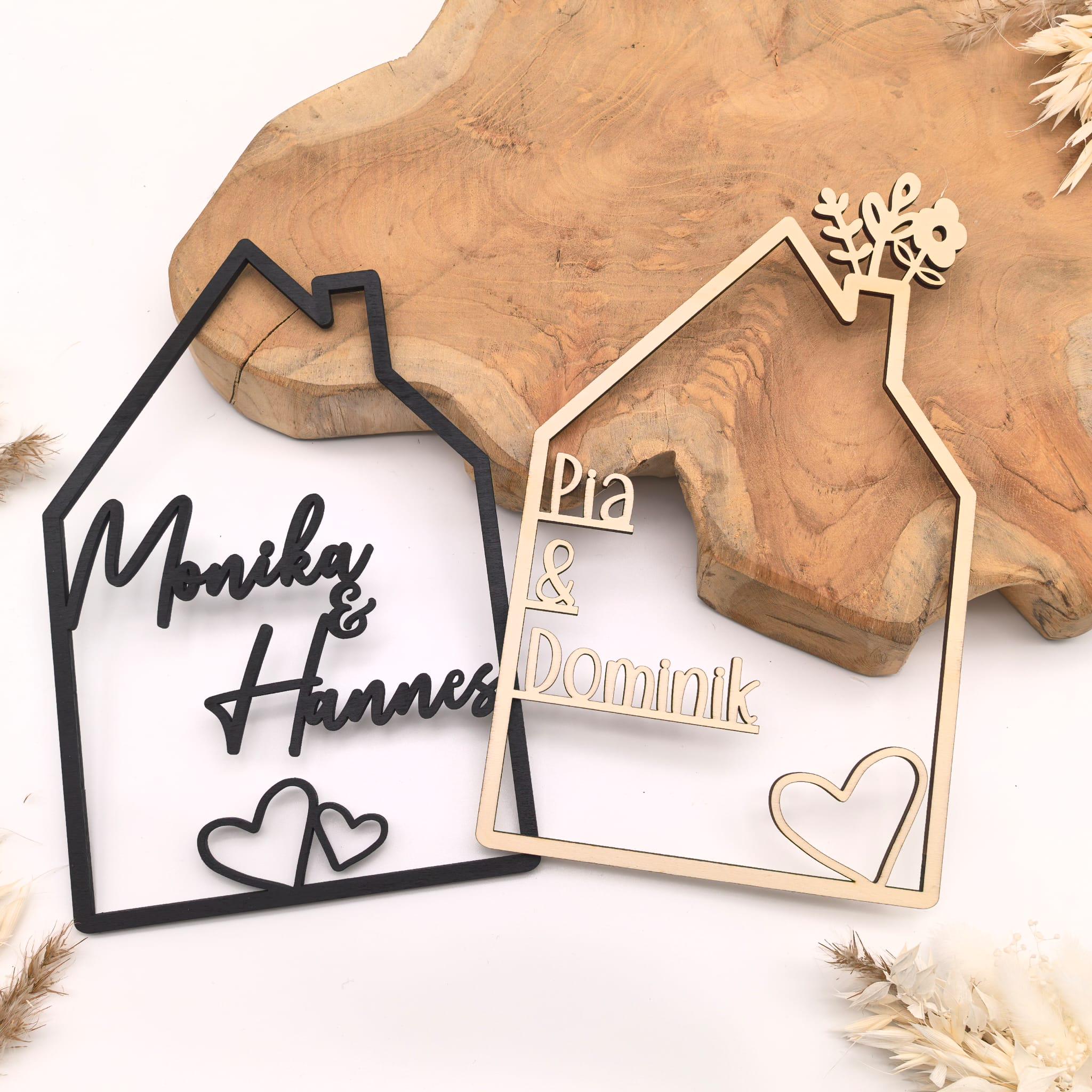 Haus mit Namen, Holzhaus personalisiert, 4mm Holz personalisierte Deko Wand Einzugsgeschenk, Türschild Familie, Geburtstagsgeschenk Hochzeit