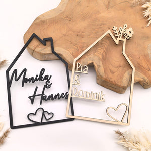 Haus mit Namen, Holzhaus personalisiert, 4mm Holz personalisierte Deko Wand Einzugsgeschenk, Türschild Familie, Geburtstagsgeschenk Hochzeit