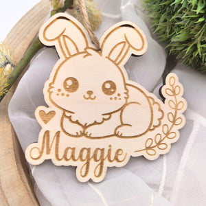 Ostereier zum aufhängen, Osteranhänger, Ostergeschenk personalisiert, Geschenkanhänger Ostern, Osterdeko Holz, Osterhase, Hase mit Blumen