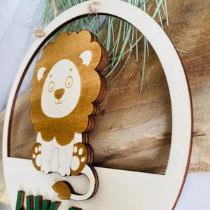 Türschild personalisiert fürs Kinderzimmer, Geburtstagsgeschenk, Deko, Geschenk Taufe, Geburt, Kindergeburtstag, Namensschild, Löwe, Safari