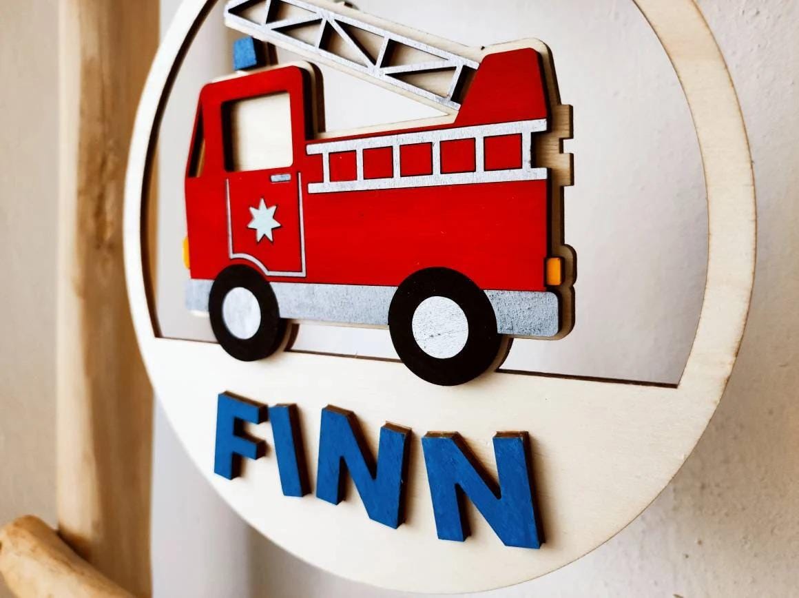Feuerwehr Türschild personalisiert fürs Kinderzimmer, gefertigt in Wunschfarben, Feuerwehrauto, Geschenk Taufe, Geburt, Namensschild, Truck