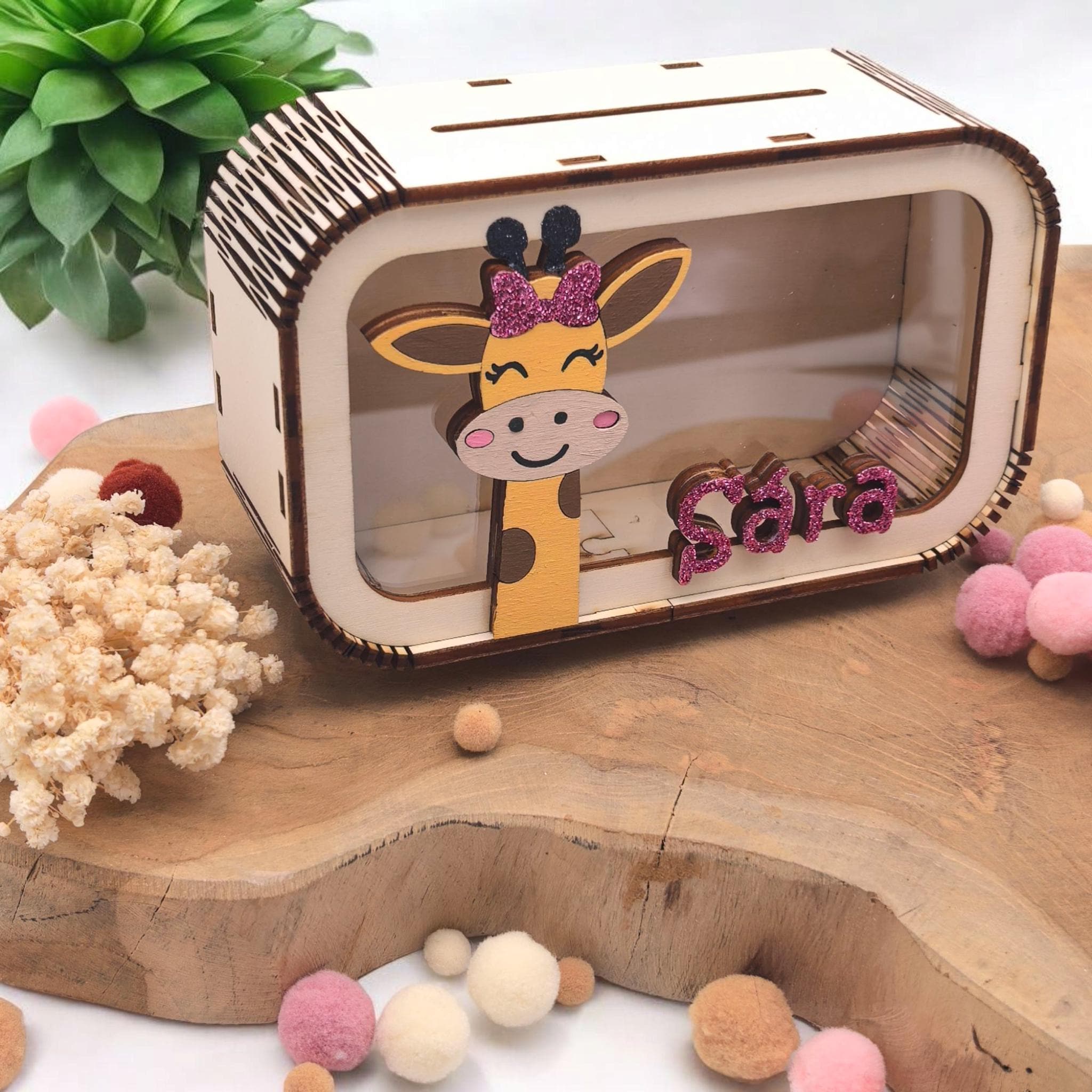 Spardose Giraffe personalisiert mit Namen in Wunschfarben, Sparbüchse, Sparschwein, Geldgeschenk, Geschenk Geburt, Taufe, Geburtstag, Safari