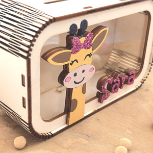Spardose Giraffe personalisiert mit Namen in Wunschfarben, Sparbüchse, Sparschwein, Geldgeschenk, Geschenk Geburt, Taufe, Geburtstag, Safari