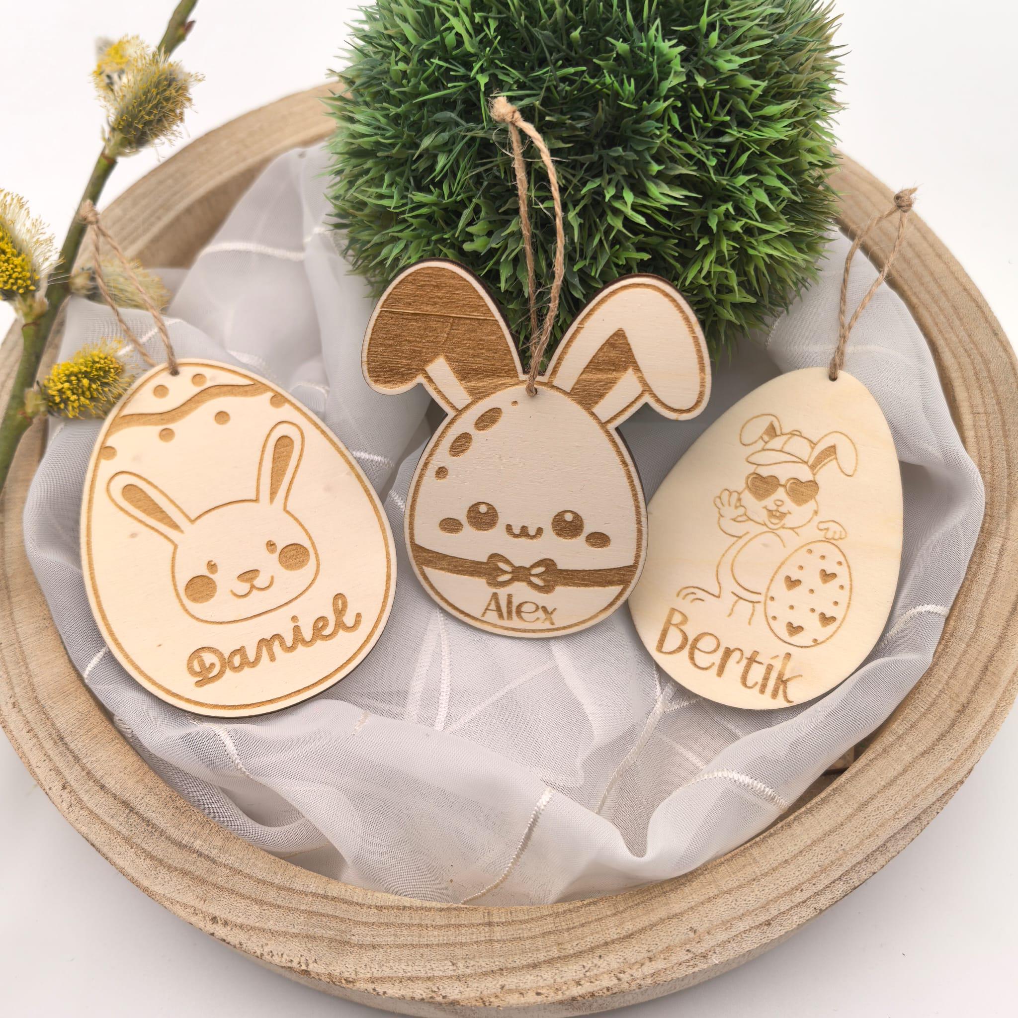 Ostereier zum aufhängen, Osteranhänger, Ostergeschenk personalisiert, Geschenkanhänger Ostern, Osterdeko Holz, Osterhase, Hase mit Blumen