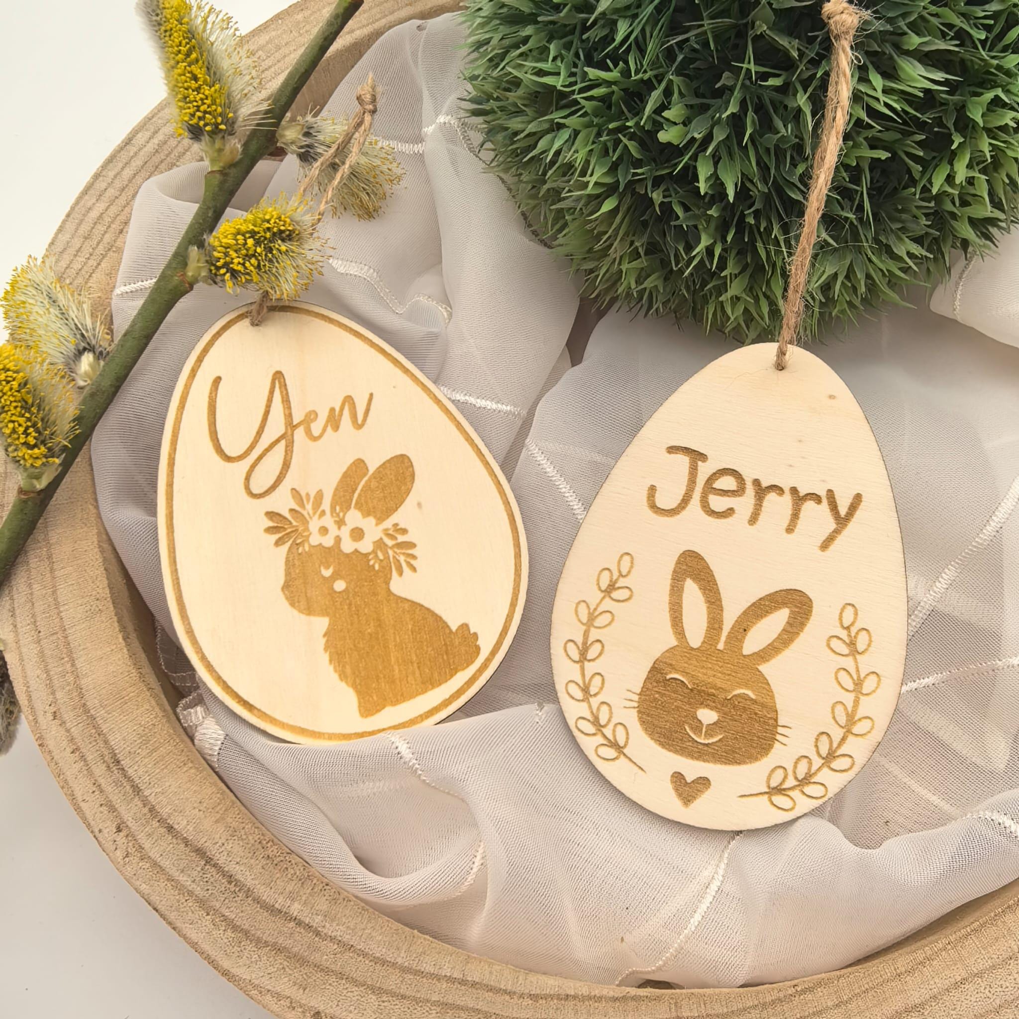 Ostereier zum aufhängen, Osteranhänger, Ostergeschenk personalisiert, Geschenkanhänger Ostern, Osterdeko Holz, Osterhase, Hase mit Blumen