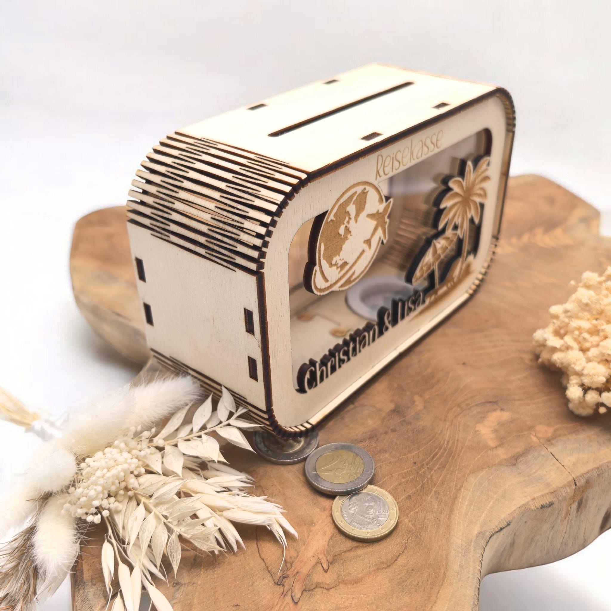 Spardose Reisekasse personalisiert mit Name, Geldgeschenk, Sparschwein Geburtstagsgeschenk Freundin Ehefrau Einzugsgeschenk, Flugzeug Sonne