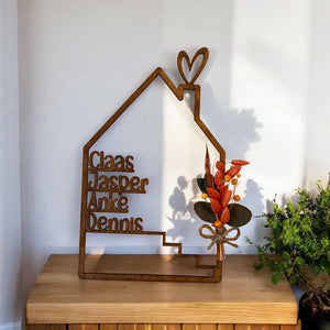 Haus mit Namen Trockenblumen Holzhaus personalisiert, personalisierte Deko Wand Einzugsgeschenk, Türschild Familie, Geburtstagsgeschenk