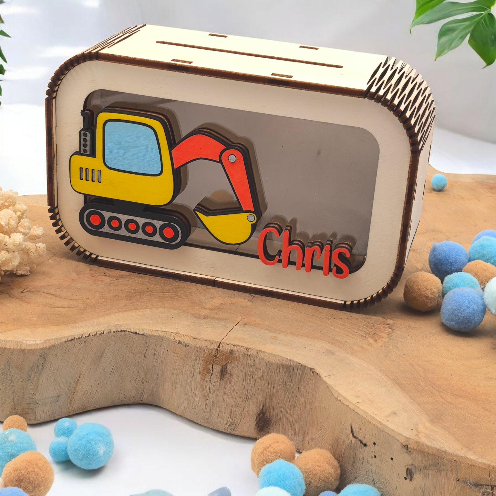Spardose Bagger personalisiert mit Namen in Wunschfarben, Sparbüchse, Sparschwein, Geldgeschenk, Geschenk Geburt, Taufe, Geburtstag, Truck