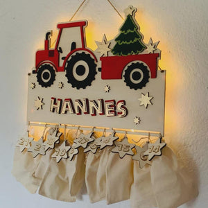 Adventskalender XXL Traktor aus Holz, personalisiert mit Wunschtext und in Wunschfarbe, Geschenkidee, Babys Weihnachten, Advent, Trekker
