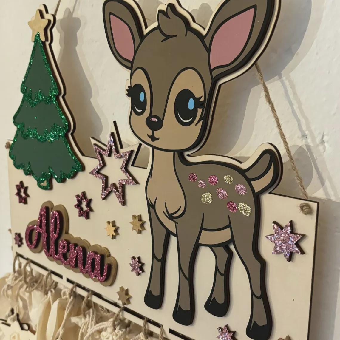 Adventskalender XXL Reh aus Holz, personalisiert mit Wunschtext und in Wunschfarbe, Geschenkidee, Babys Weihnachten, Advent, Rehkitz, Bambi
