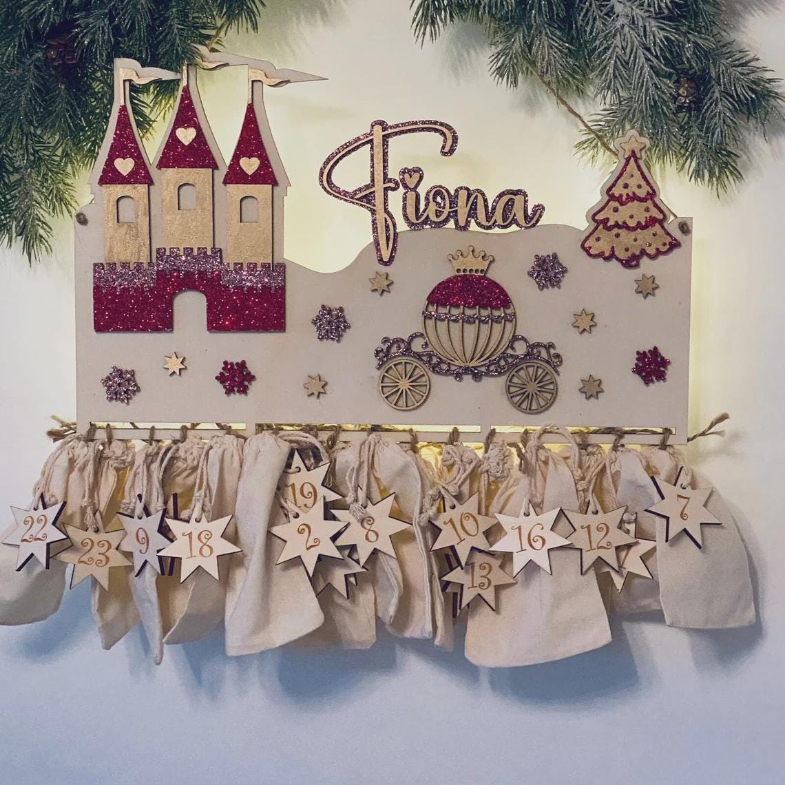 Adventskalender XXL Prinzessin aus Holz, personalisiert mit Wunschtext und in Wunschfarbe, Geschenkidee, Babys Weihnachten, Kutsche, Schloss
