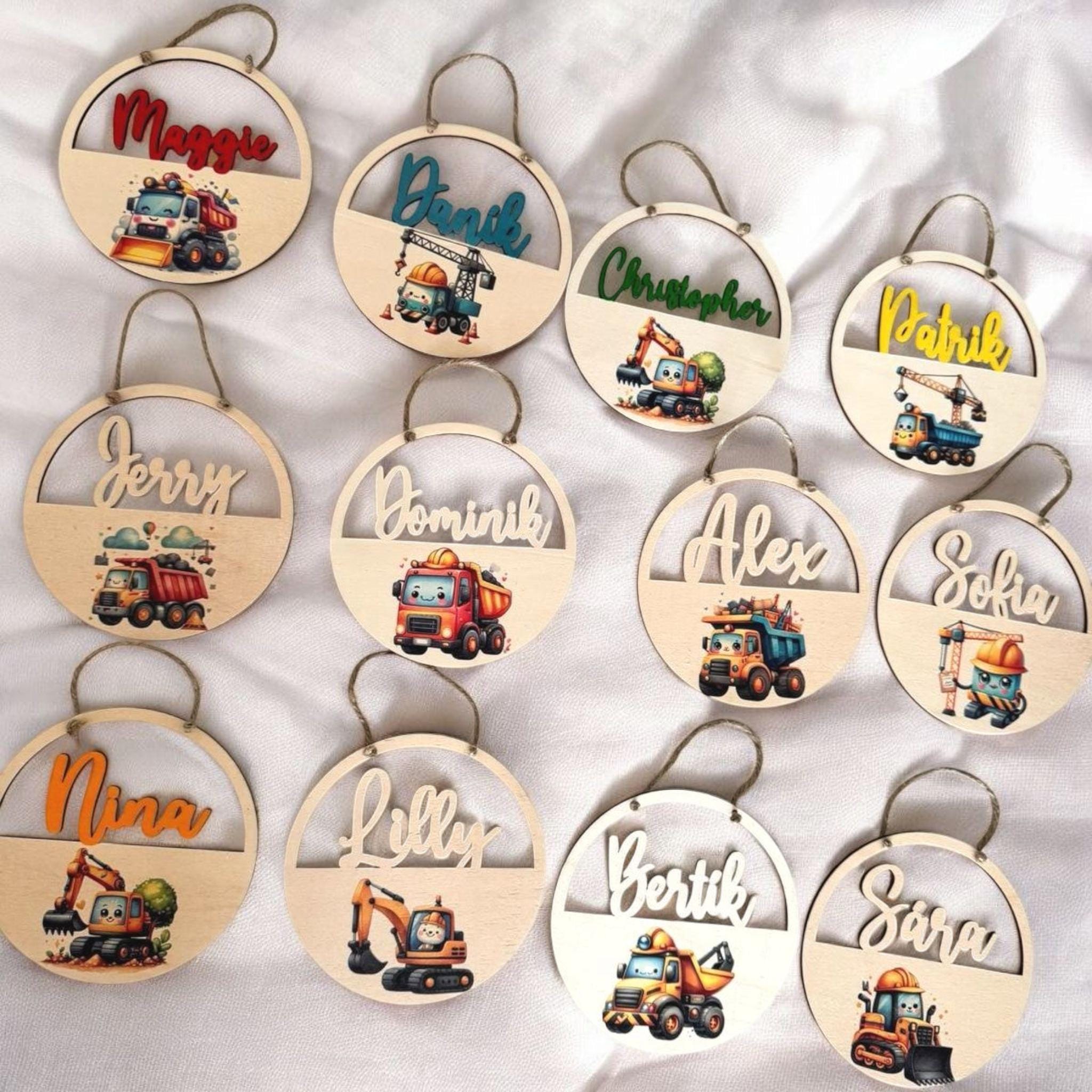 Türschild personalisiert fürs Kinderzimmer mit Bagger, in Wunschfarben, Geschenk Taufe, Geburt, Kindergeburtstag, Namensschild, Baustelle