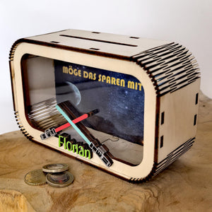 Lichtschwert Spardose personalisiert mit Namen in Wunschfarben, Sparbüchse, Sparschwein, Geldgeschenk, Geschenk Geburt, Taufe, Geburtstag