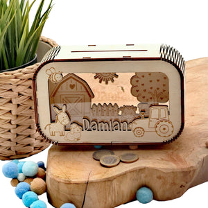 Traktor Spardose personalisiert mit Namen, Bauernhof, Sparbüchse, Sparschwein, Geldgeschenk, Geschenk Geburt, Taufe, Geburtstag Trecker, Kuh