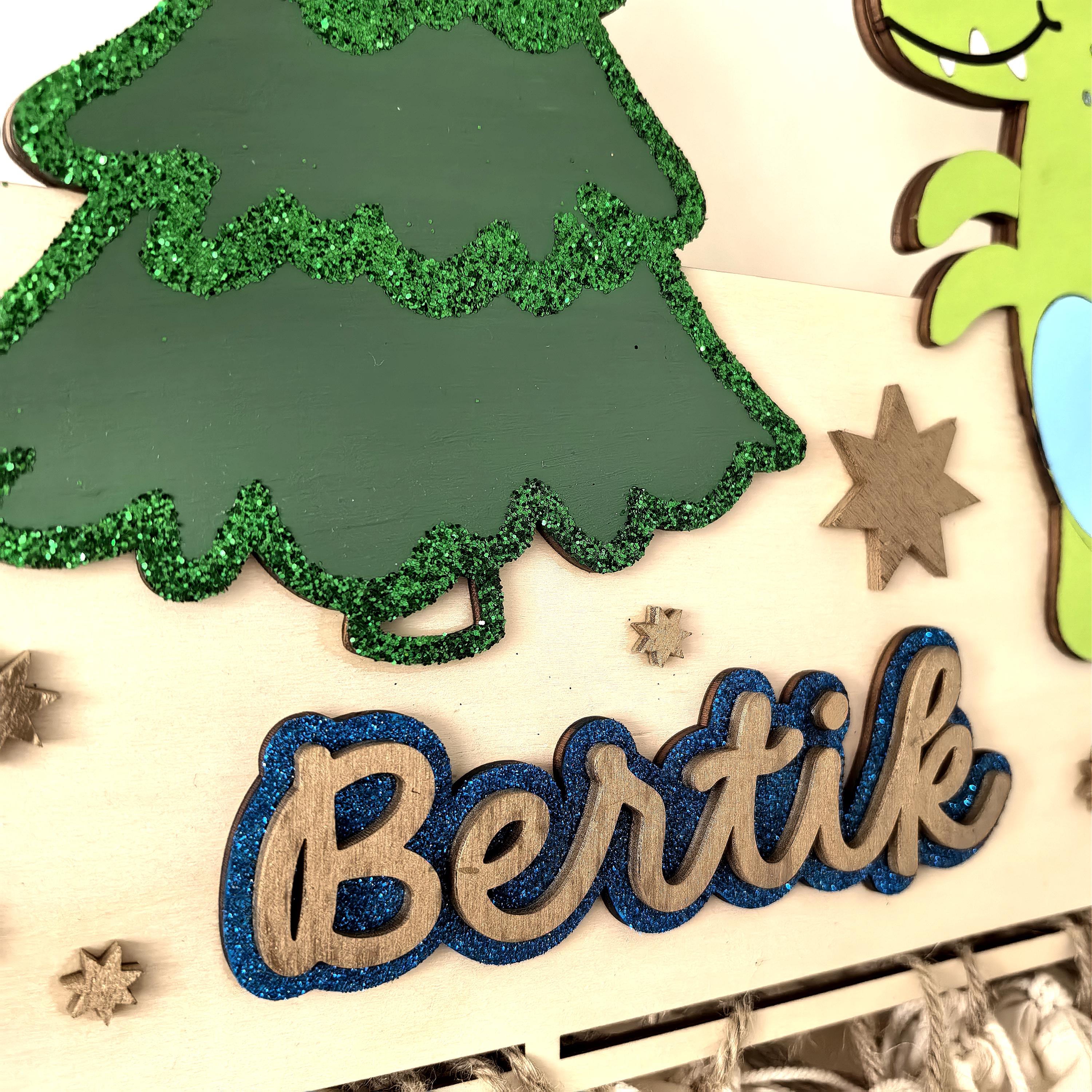 Adventskalender Dino aus Holz, personalisiert mit Wunschtext und in Wunschfarbe, Geschenkidee, Babys Weihnachten, Advent, Trex, Dinosaurier