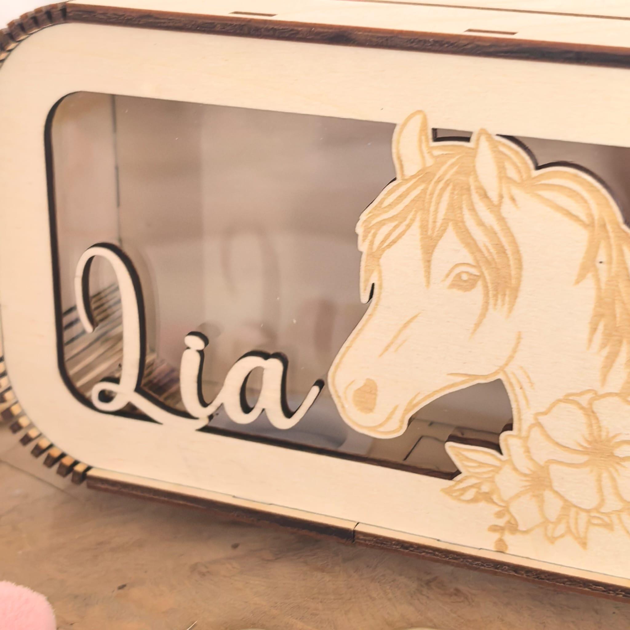 Pferde Spardose personalisiert mit Namen, Sparbüchse, Sparschwein, Geldgeschenk, Geschenk zur Geburt, Taufe, Geburtstag, Reiten, Mädchen