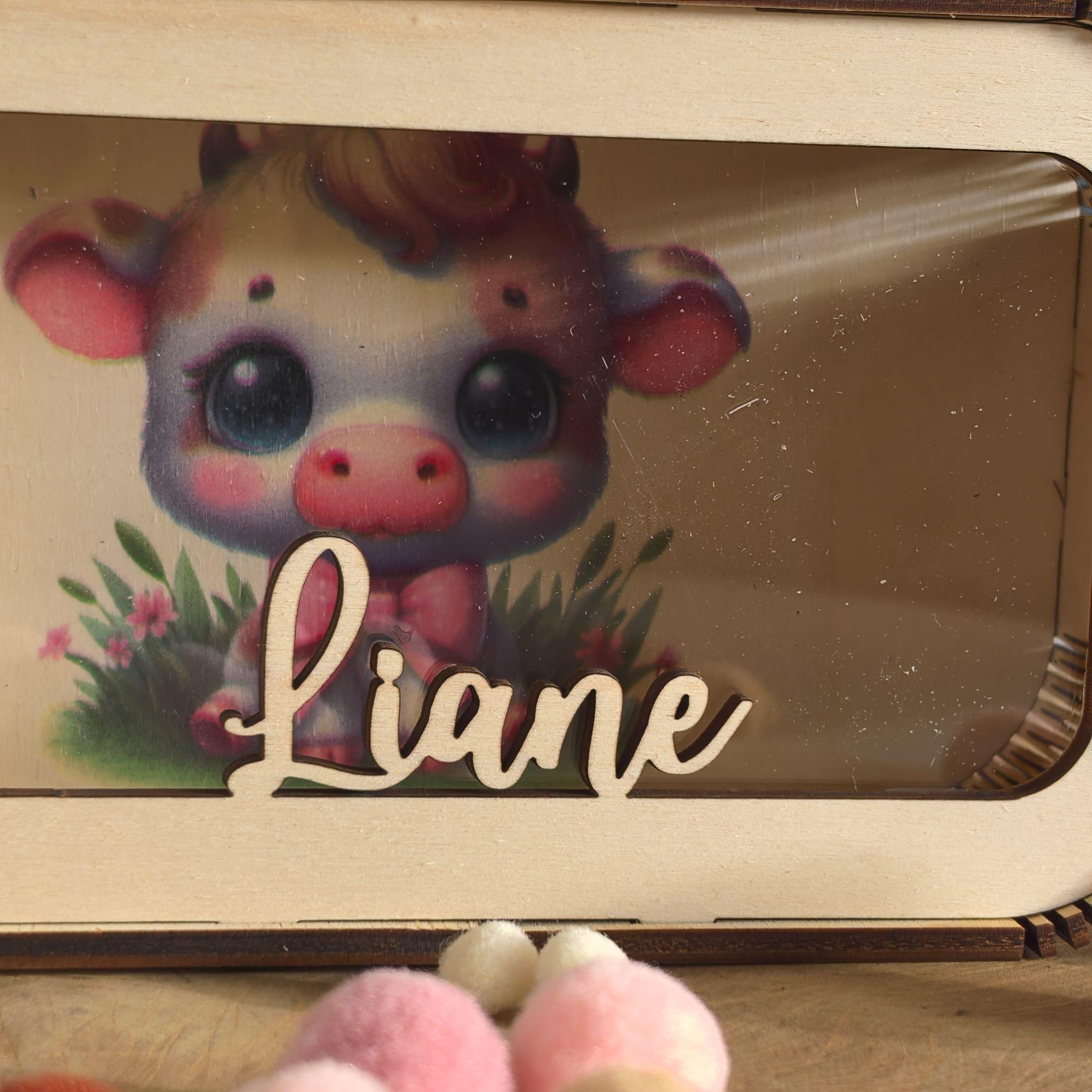 Süße Kuh Spardose personalisiert mit Namen in Wunschfarben, Sparbüchse, Sparschwein, Geldgeschenk, Geschenk zur Geburt, Taufe, Geburtstag