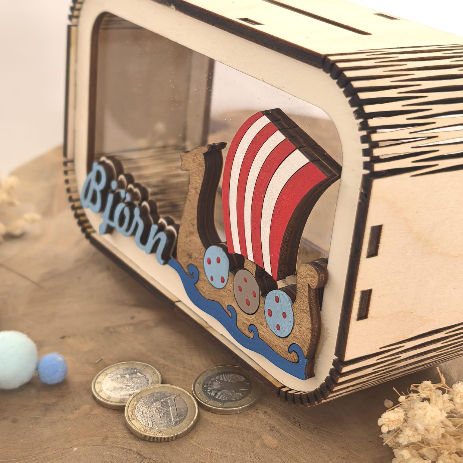 Spardose Wikinger personalisiert mit Namen in Wunschfarben, Sparbüchse, Sparschwein, Geldgeschenk, Geschenk Geburt, Taufe, Geburtstag,