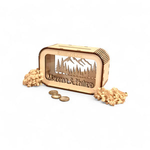 Spardose Reisekasse personalisiert mit Name, Geldgeschenk, Sparschwein Geburtstagsgeschenk Freundin Ehefrau Einzugsgeschenk, Berge, Camping