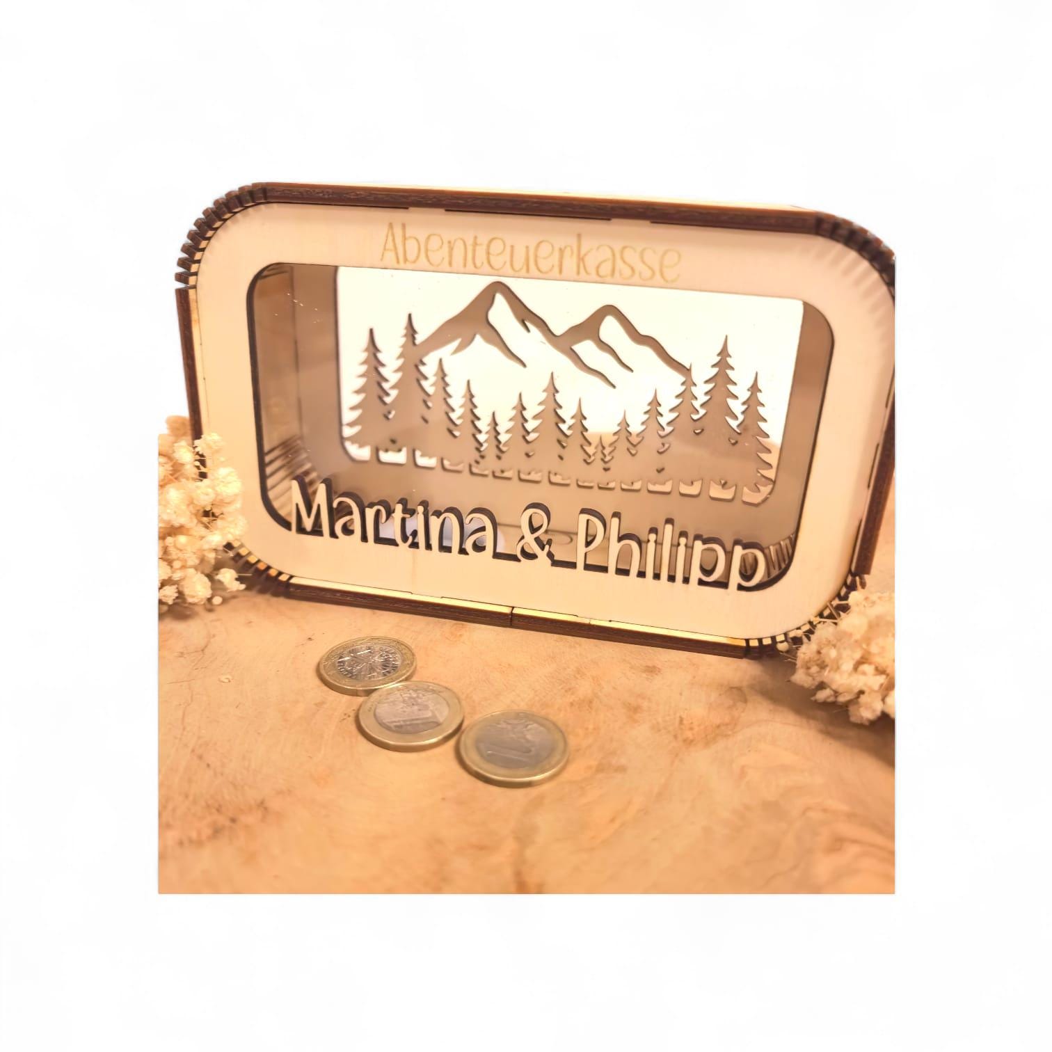 Spardose Reisekasse personalisiert mit Name, Geldgeschenk, Sparschwein Geburtstagsgeschenk Freundin Ehefrau Einzugsgeschenk, Berge, Camping