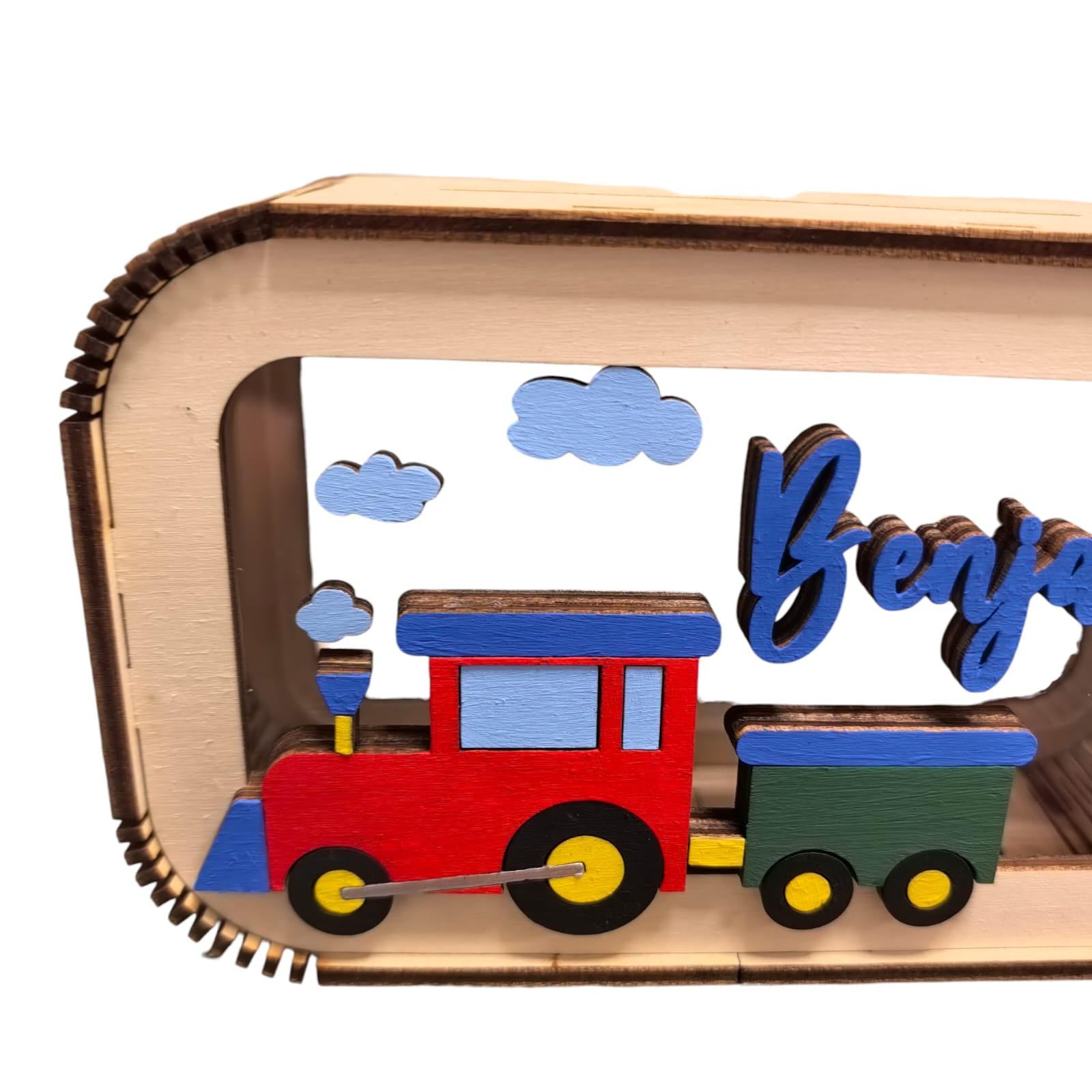 Zug Spardose personalisiert mit Namen in Wunschfarben, Sparbüchse, Sparschwein, Geldgeschenk, Geschenk Geburt, Taufe, Geburtstag Bahnhof