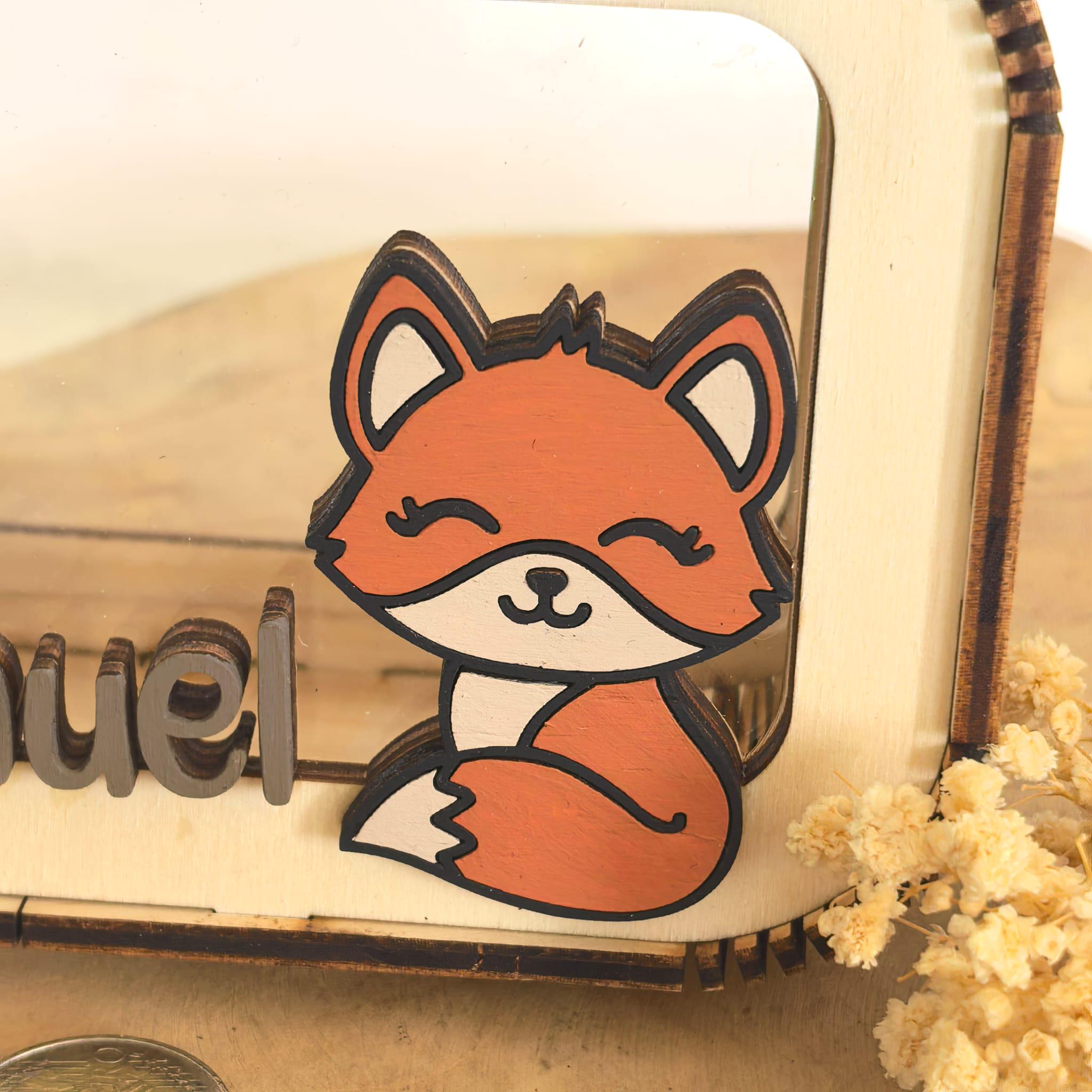 Personalisierte Fuchs Spardose aus Holz mit Namen – Handgefertigtes Waldtiere Geldgeschenk zur Geburt & Taufe – Wunschfarbe – 17x11 cm