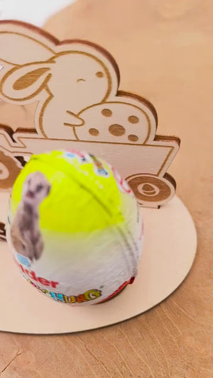 Ü-Ei Traktor  Eierhalter personalisiert aus Holz Halterung , Ostern, Geschenk, Ostergeschenk, Überraschungsei,  Ostergeschenk, Ostergeschenk