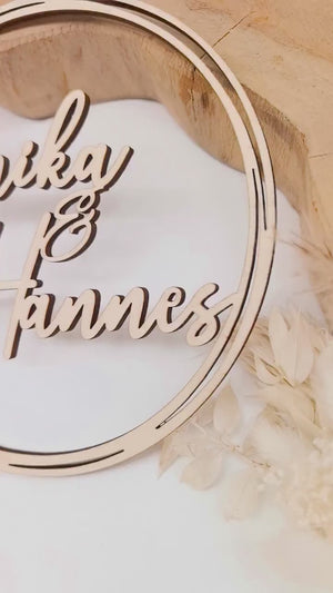 Hochzeit Kranz Geschenk personalisiert mit Namen aus Holz - Hochzeitsgeschenk Holz Hochzeitsschild Holzkranz Hochzeitskranz Hochzeitsdeko