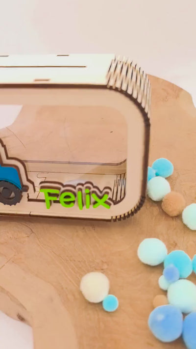 Traktor Spardose personalisiert mit Namen in Wunschfarben, Sparbüchse, Sparschwein, Geldgeschenk, Geschenk Geburt, Taufe, Geburtstag Trecker