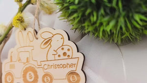 Traktor Ostereier zum aufhängen, Osteranhänger mit Bagger, Osterei Ostergeschenk personalisiert, Geschenkanhänger Ostern, Osterhase