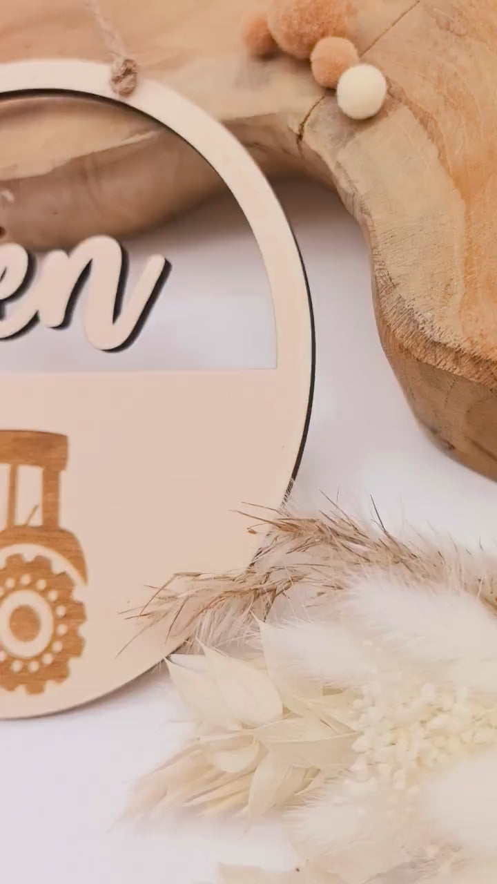 Türschild Traktor personalisiert fürs Kinderzimmer, gefertigt in Wunschfarben, Geschenk Taufe, Geburt, Kindergeburtstag Trecker Namensschild