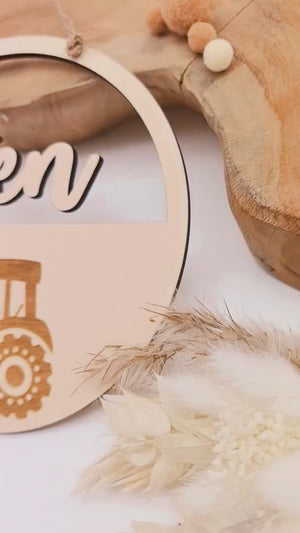 Türschild Traktor personalisiert fürs Kinderzimmer, gefertigt in Wunschfarben, Geschenk Taufe, Geburt, Kindergeburtstag Trecker Namensschild